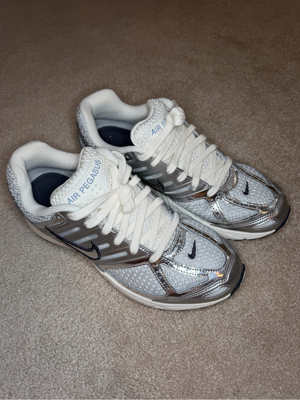 Nike Women’s Silver & White Running Sneakers With Black Swoosh View 2